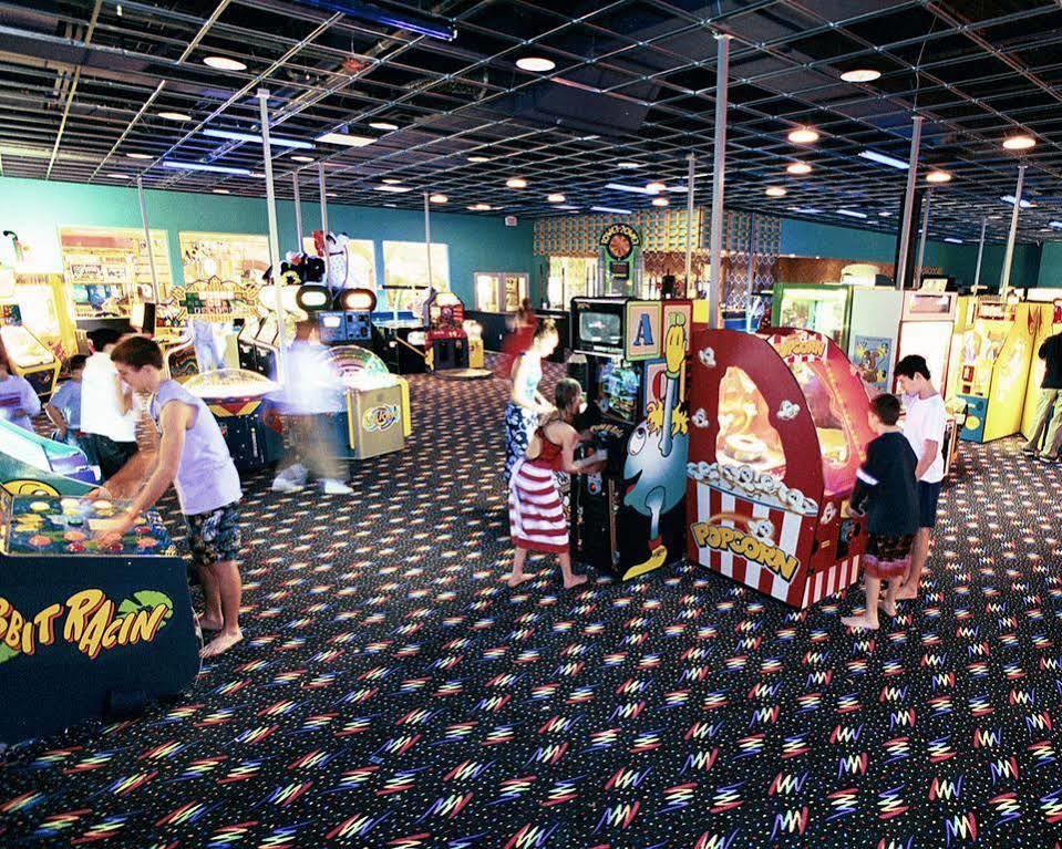 Clarion Pointe Near Erie Casino Ξενοδοχείο Εξωτερικό φωτογραφία